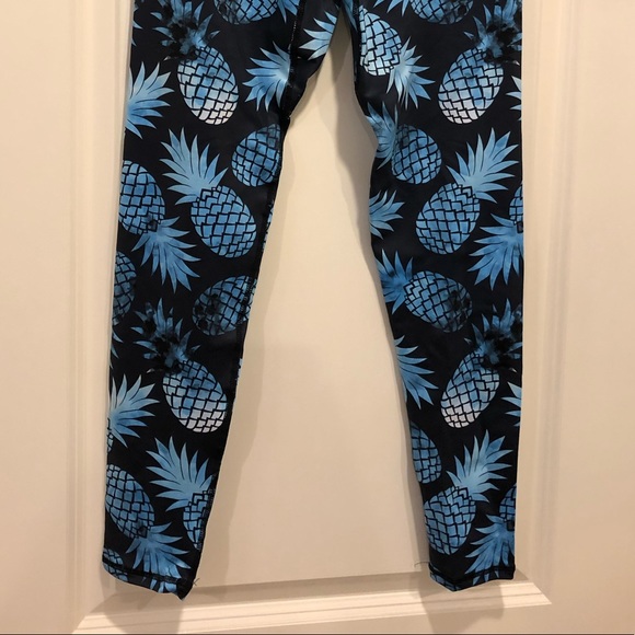 New LotusX Passion Pineapple Leggings. size small. - Picture 4 of 4